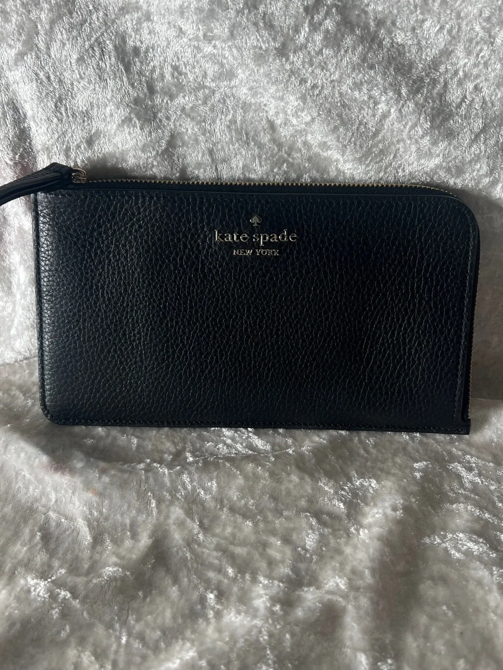 kate spade Black Pebbled Leather Zip Wristlet Wallet